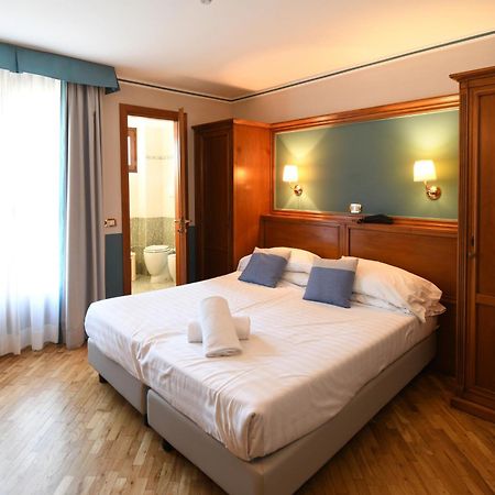 Hotel Cavour Rapallo Zewnętrze zdjęcie