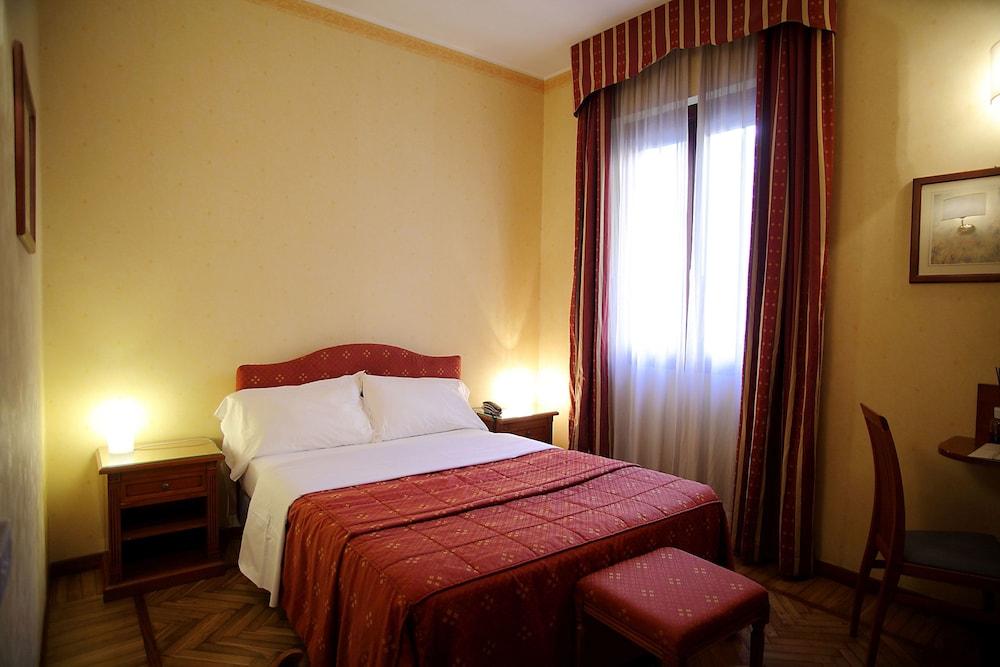 Hotel Cavour Rapallo Zewnętrze zdjęcie