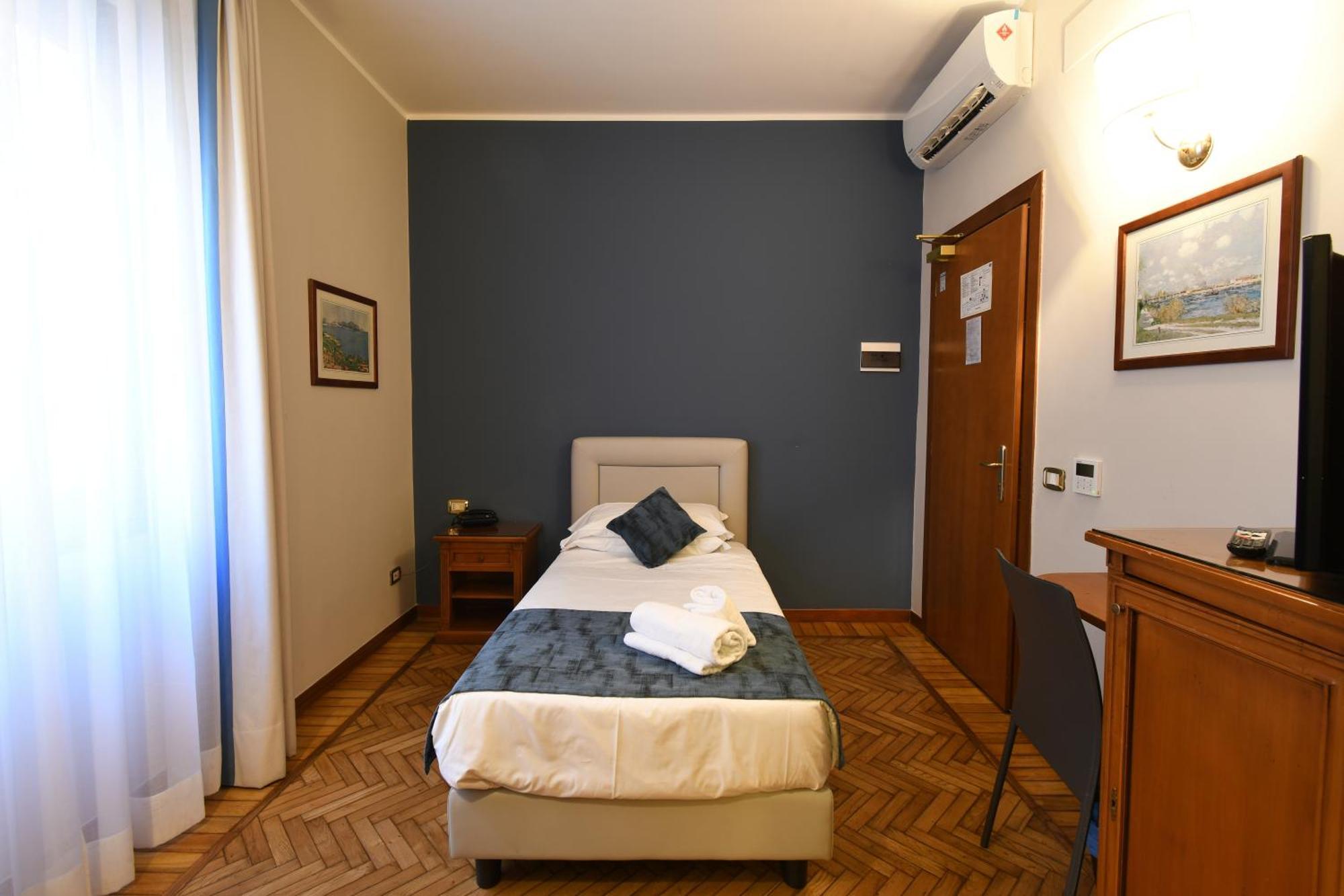 Hotel Cavour Rapallo Zewnętrze zdjęcie