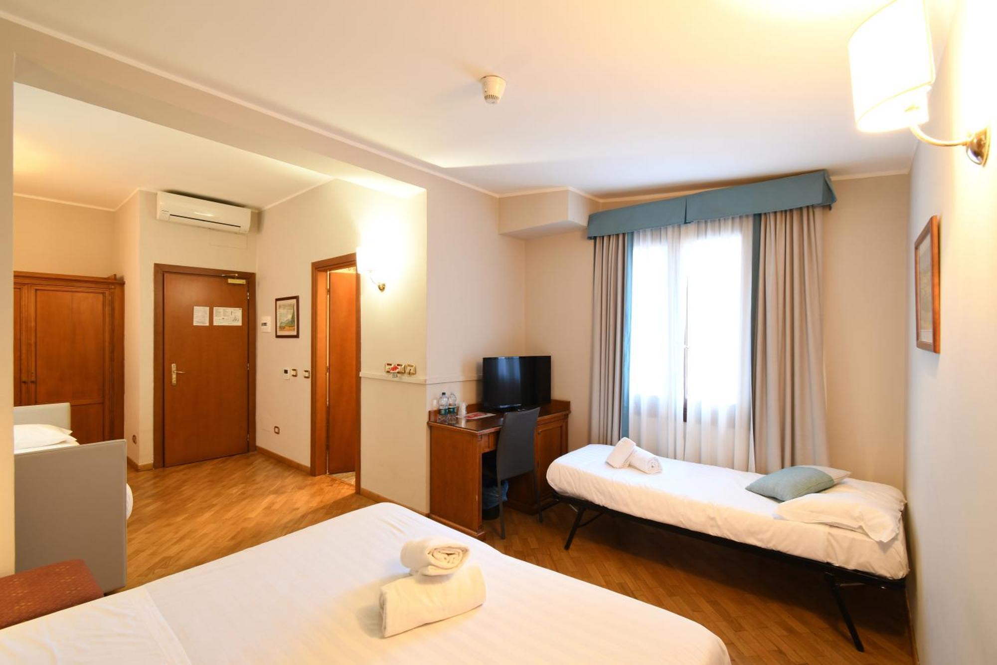 Hotel Cavour Rapallo Zewnętrze zdjęcie