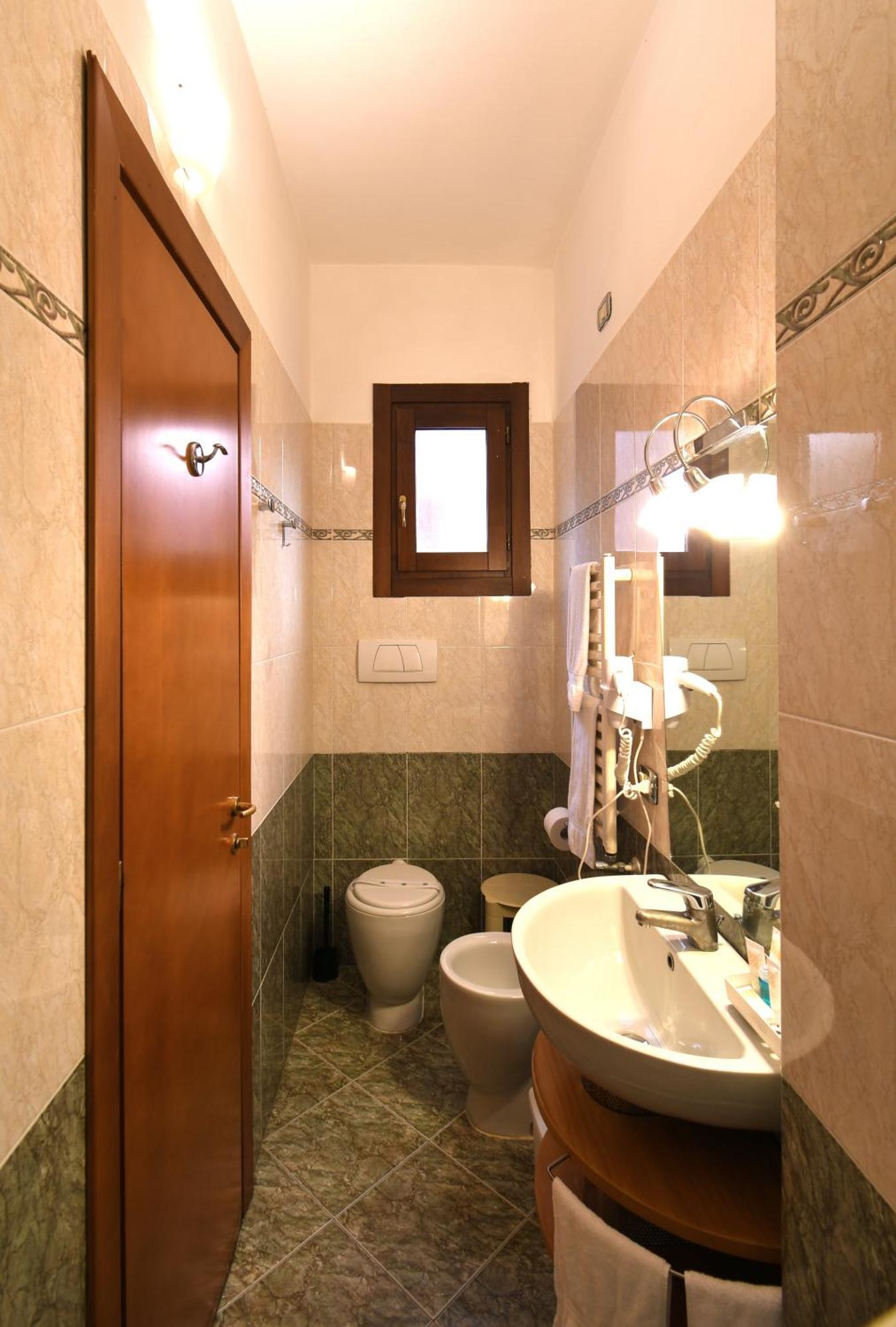 Hotel Cavour Rapallo Zewnętrze zdjęcie