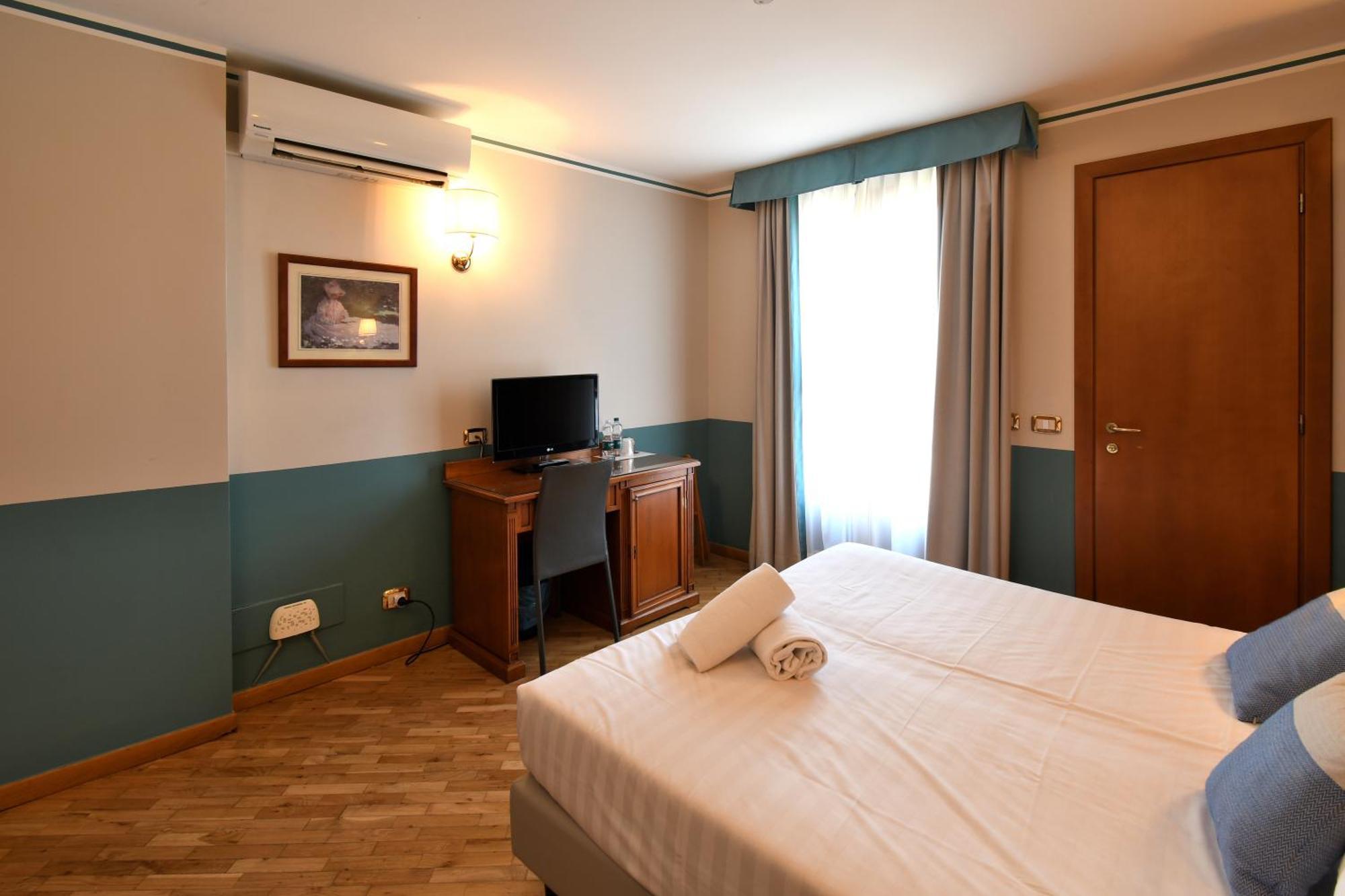 Hotel Cavour Rapallo Zewnętrze zdjęcie