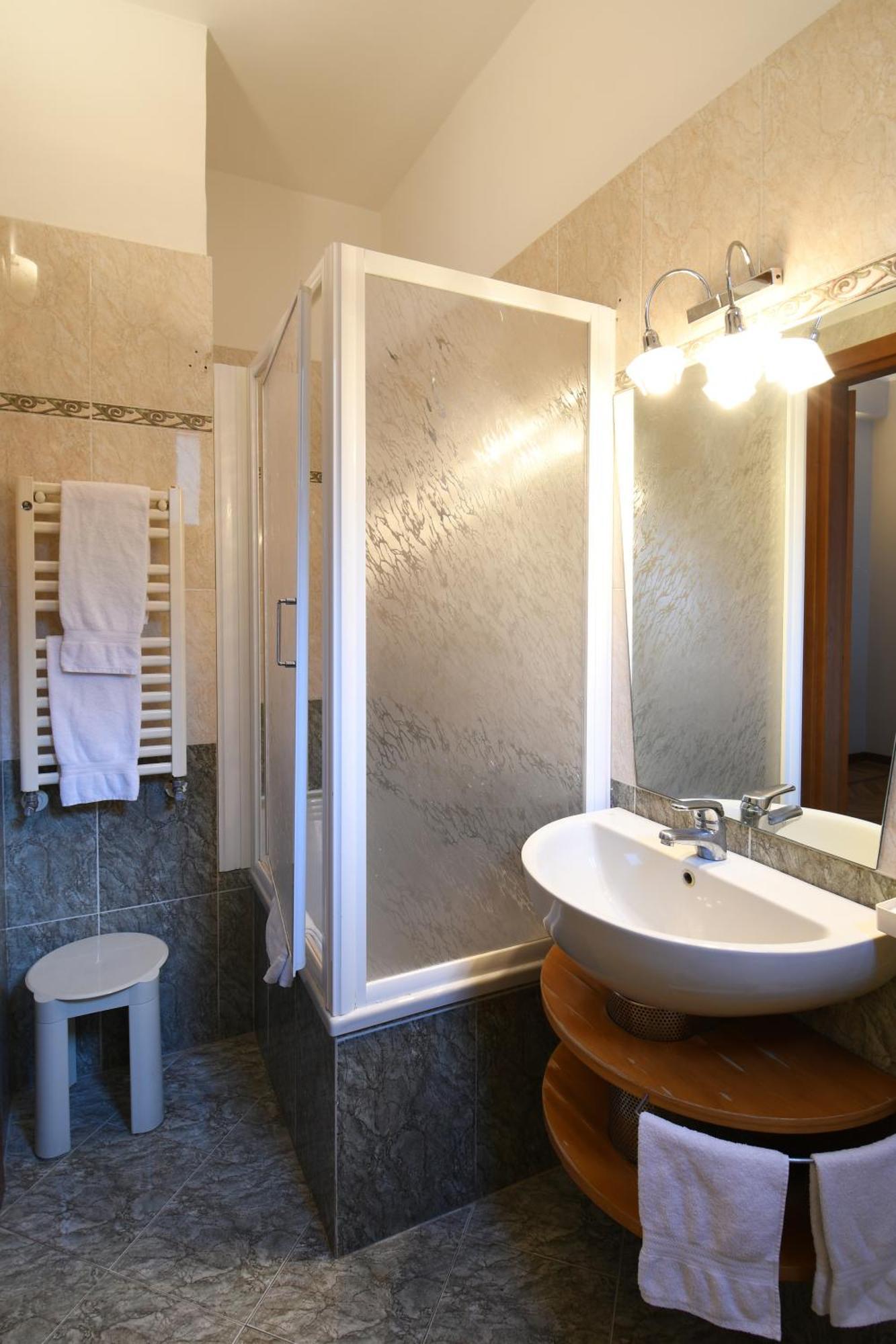 Hotel Cavour Rapallo Zewnętrze zdjęcie