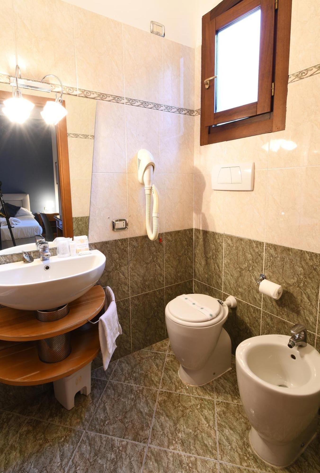 Hotel Cavour Rapallo Zewnętrze zdjęcie