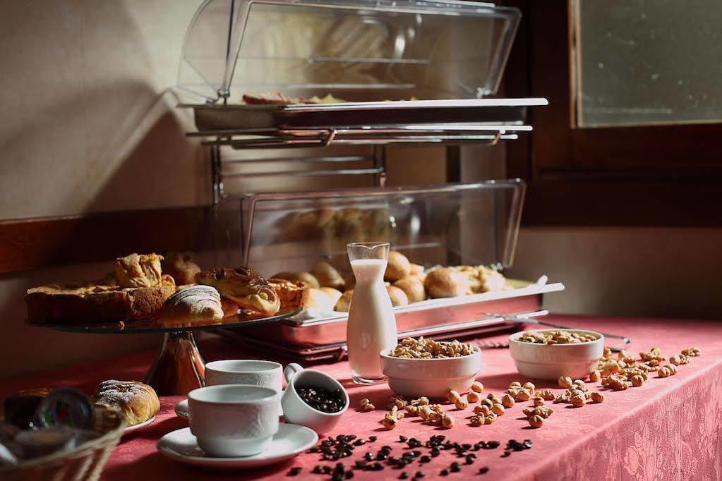 Hotel Cavour Rapallo Zewnętrze zdjęcie